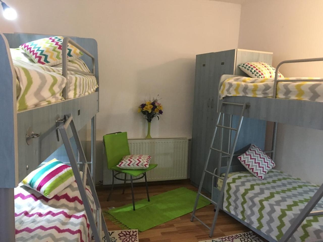 Rolling Stone Hostel Μπρασόβ Εξωτερικό φωτογραφία